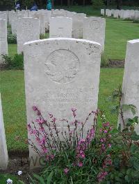 Etaples Military Cemetery - Brown, George